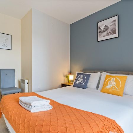 247 Serviced Accommodation In Telford 2 Bedroom Apartment Esterno foto